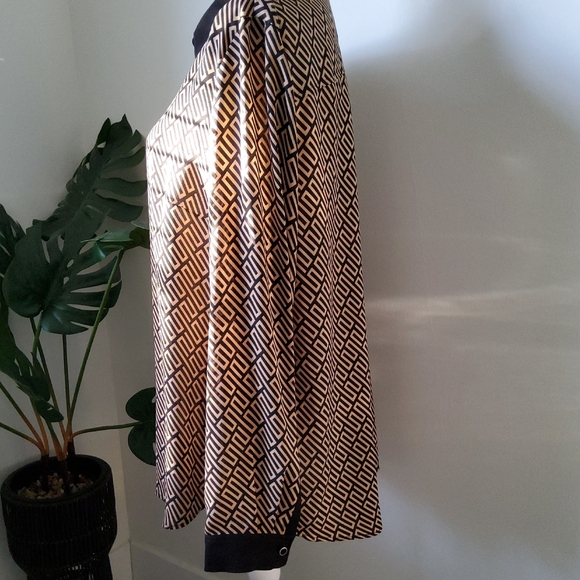 Anne Klein Geometric Print Blouse - Picture 4 of 8